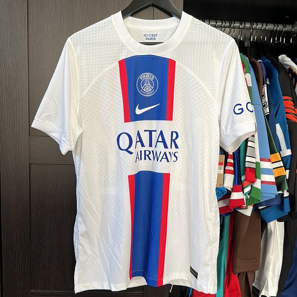 Kylian Mbappe Paris Saint-Germain Nike 2022/23 3rd Vapor Match Authentic Jersey - Picture 1 of 9